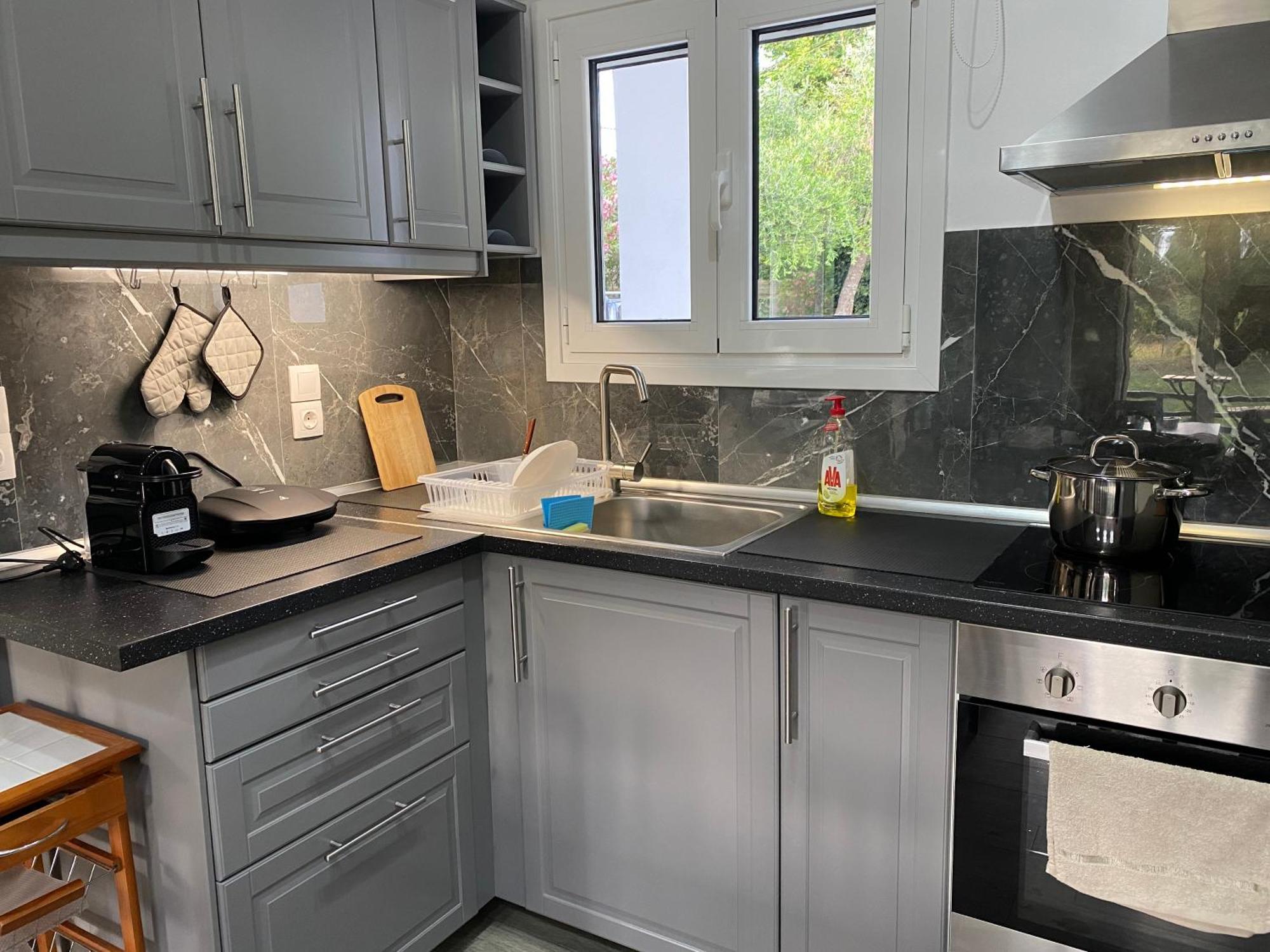 Alexander Apartments Roda  Zewnętrze zdjęcie