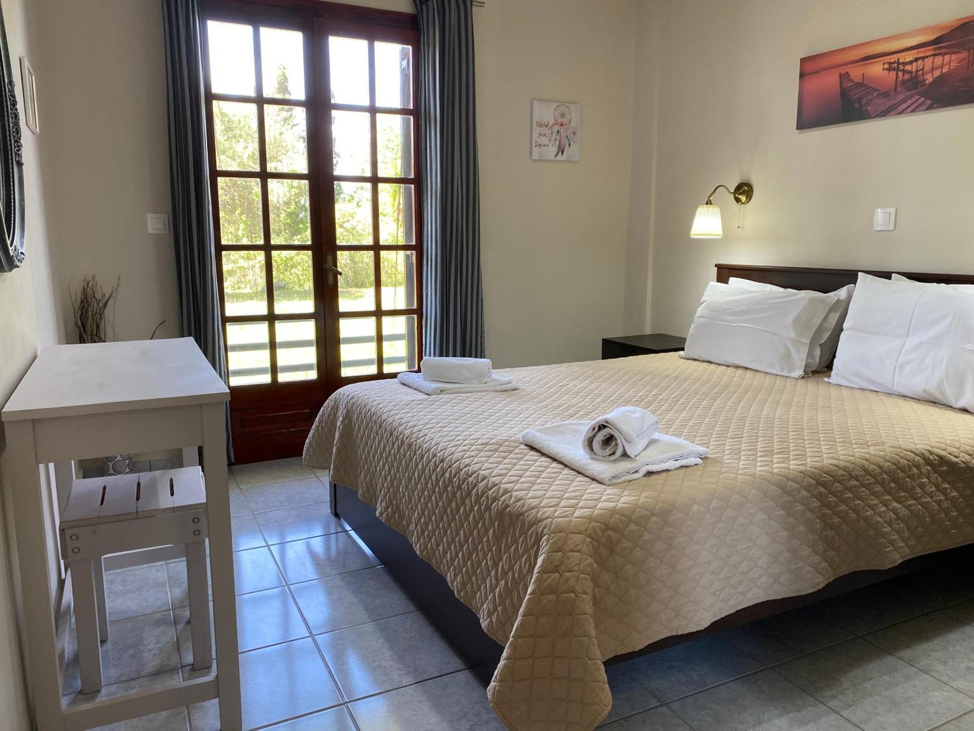 Alexander Apartments Roda  Zewnętrze zdjęcie