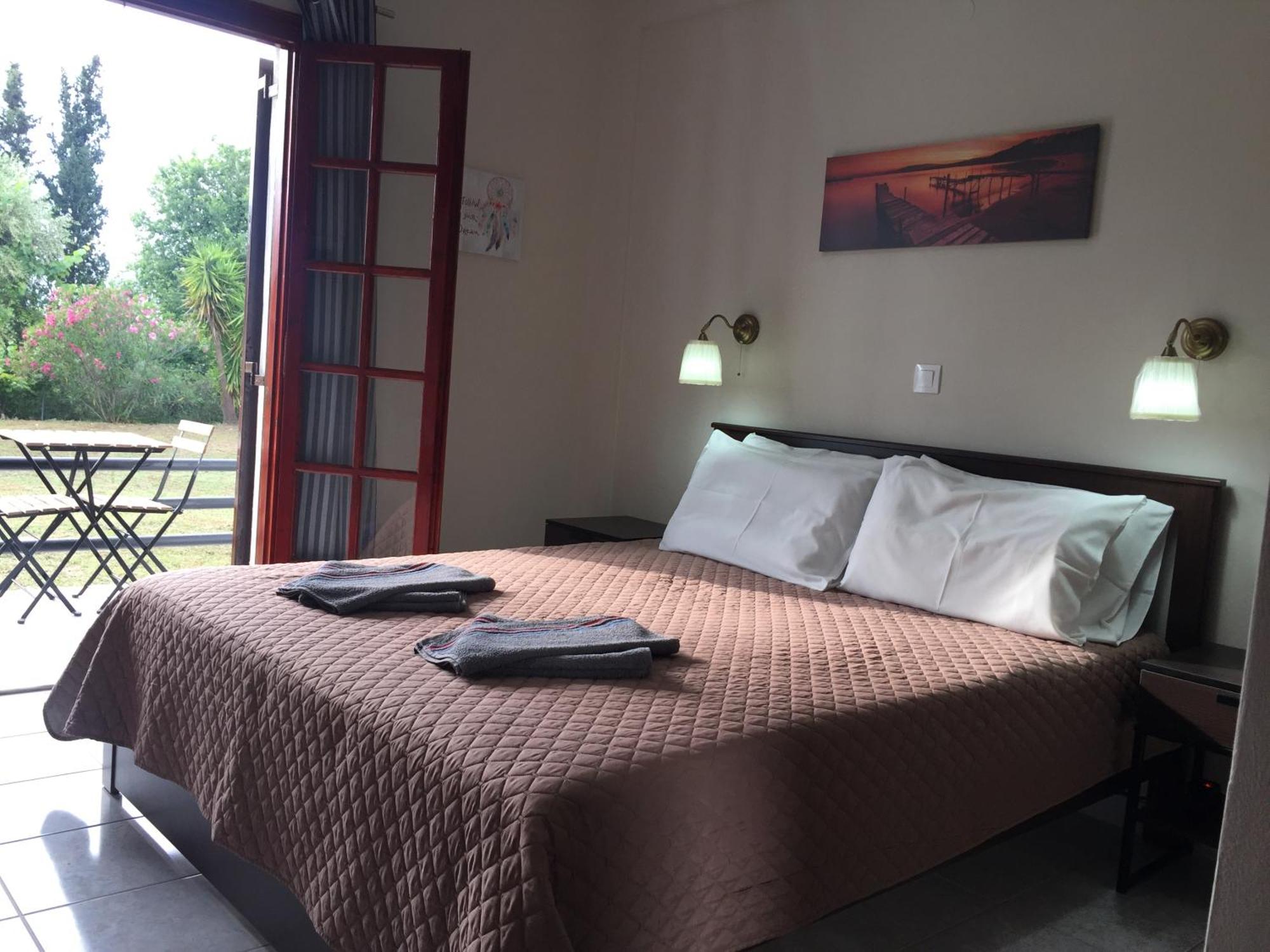 Alexander Apartments Roda  Zewnętrze zdjęcie