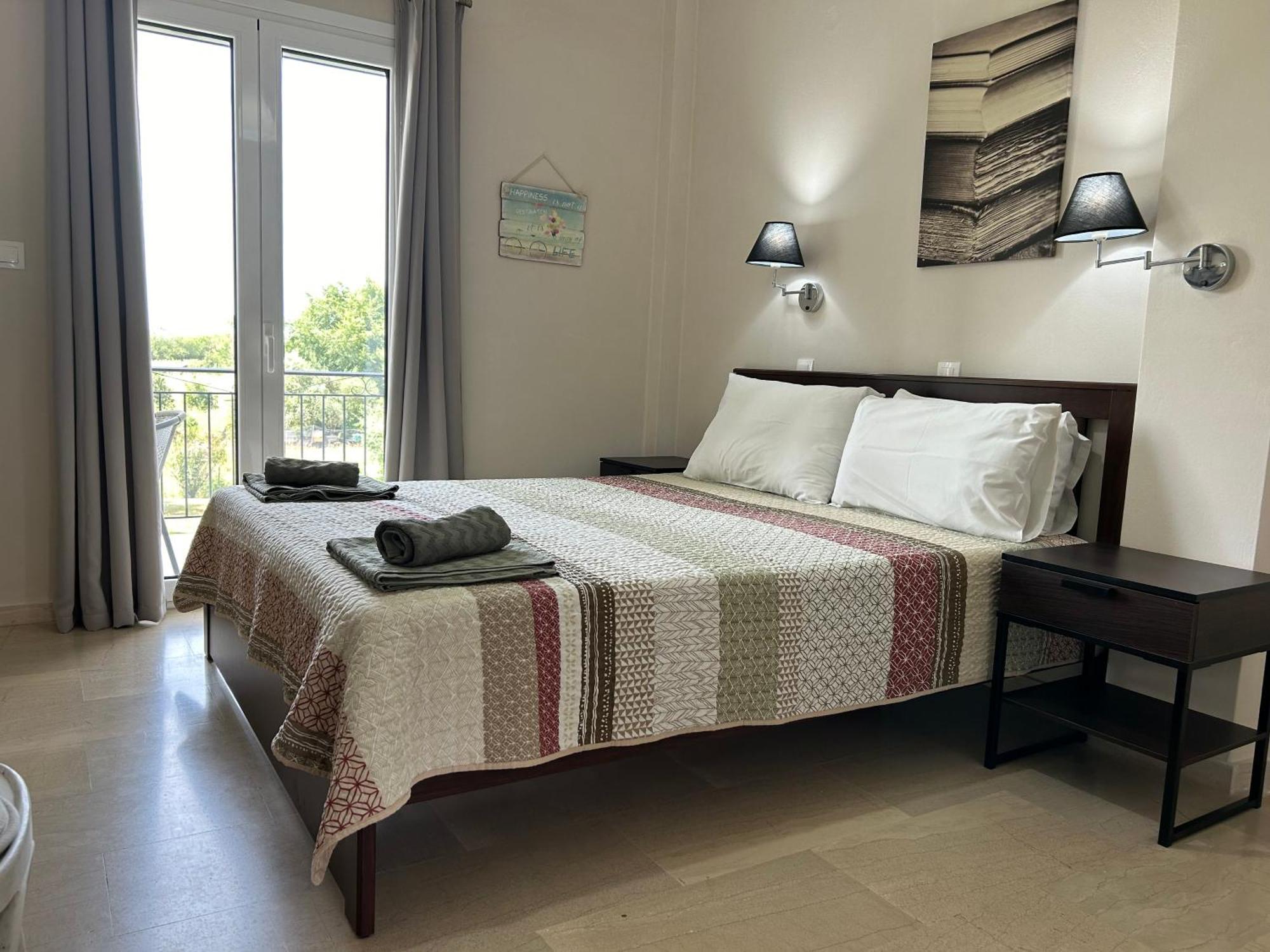 Alexander Apartments Roda  Zewnętrze zdjęcie